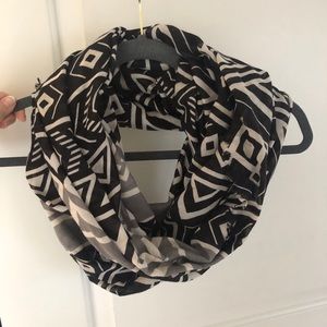 Black and Grey Aztec Print Infinity Scarf!